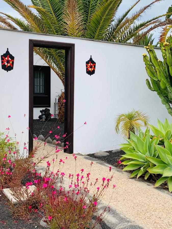 Lovely Villa Nico Playa Blanca, Hot Tub, Communal Pool מראה חיצוני תמונה