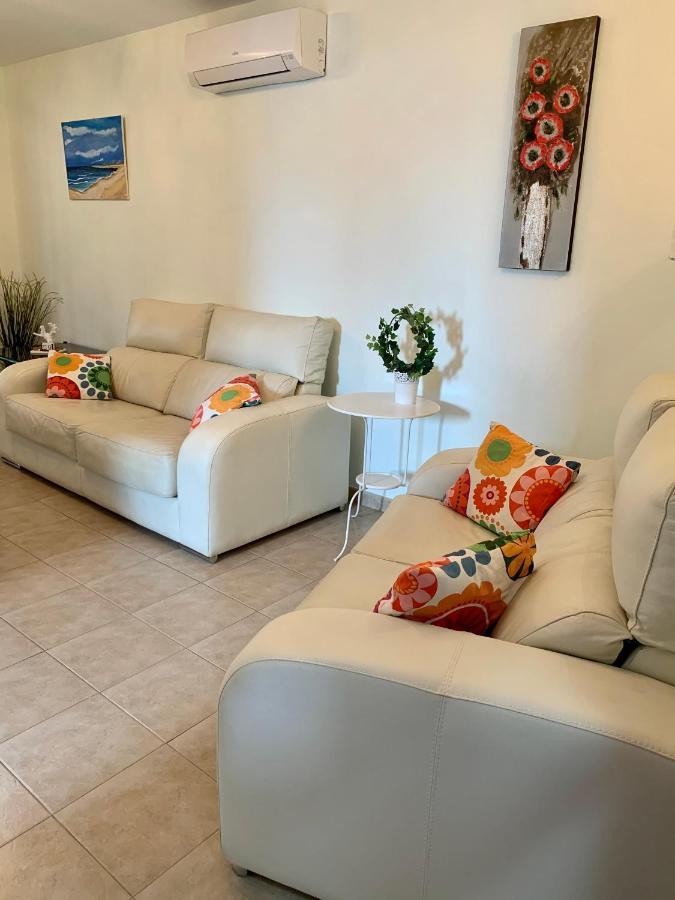 Lovely Villa Nico Playa Blanca, Hot Tub, Communal Pool מראה חיצוני תמונה
